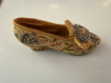 Just The Right Shoe by Raine -