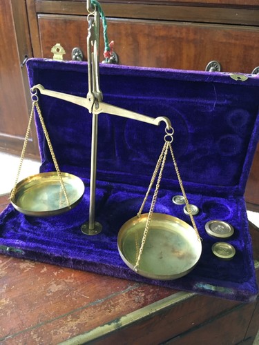 Vintage brass weighing scales - brass,