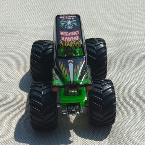 Monster jam grave digger - jam,