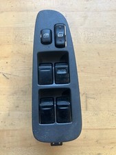 TOYOTA ESTIMA 2000 - 2005  DRIVERS FRONT WINDOW SWITCH