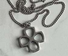 SILVER MALTESE CROSS & CHAIN   VINTAGE  UNUSUAL 3D DESIGN   GOOD WEIGHT 10 GRAMS