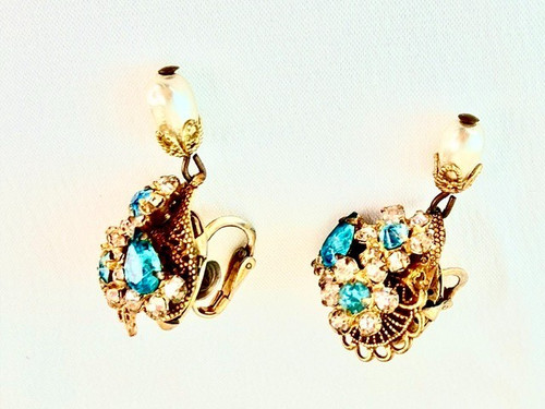 Vintage clip earrings gold - vintage,