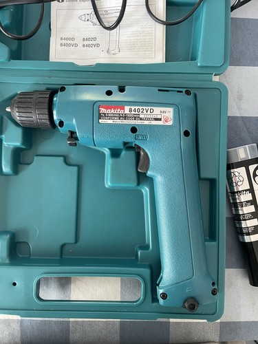 Makita 8402vd nicd - 9.6v,