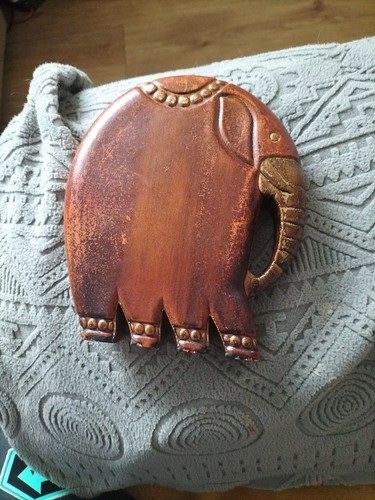 Wooden elephant statue - wooden,