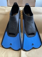 Cressi Light Swim Diving Fins Flippers UK Size 8.5-9.5 Made In Italy Never Worn
