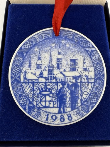 Royal copenhagen 1988 - royal,
