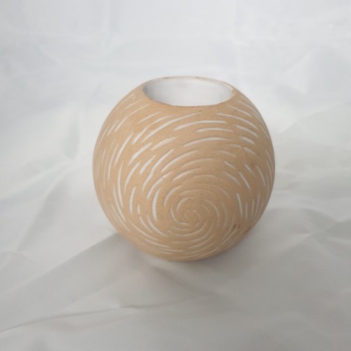 Round tealight candle holder - round,