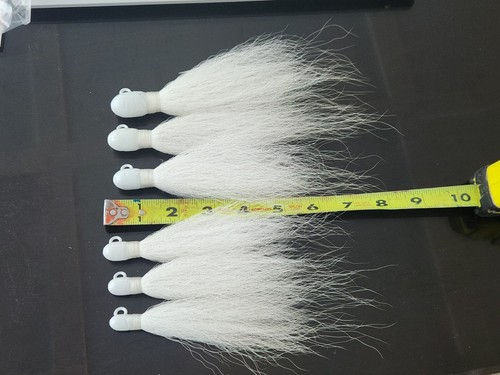 White bucktail jig - bucktail, extra