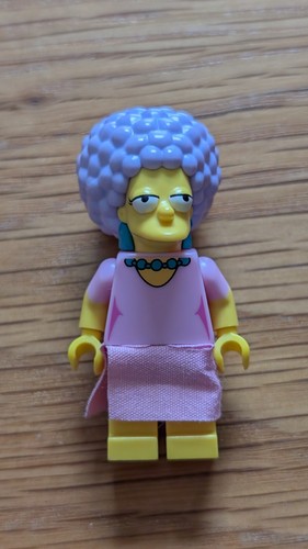 Lego simpsons patty bouvier - simpsons,