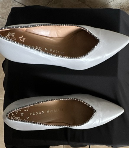 Pedro miralles grey - miralles, pointed