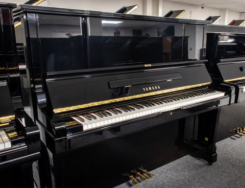 Yamaha ux3 upright - upright, 5