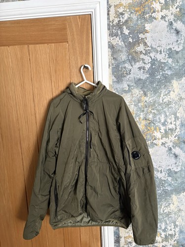 Company green jacket - cp.,
