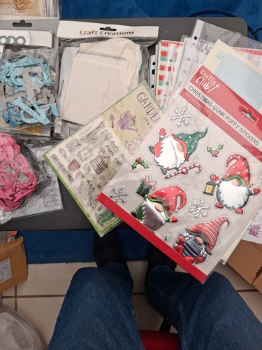Joblot various crafting - of,
