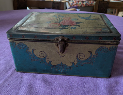 Lovely old tin blue - lovely,