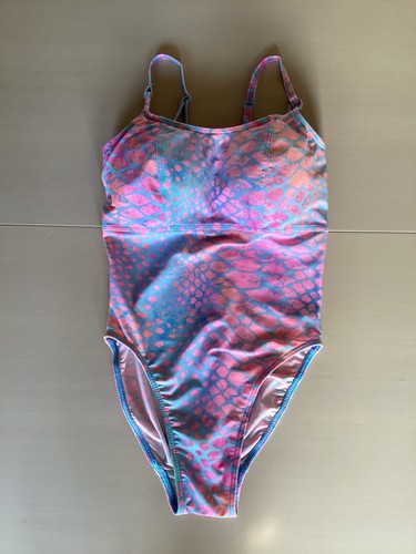 Footprints ladies swimming - footprints,