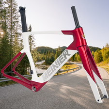 Carbon Fibre Road Racing Bike Frames and Forks Disc Brake T47 Screw in BSA Frame