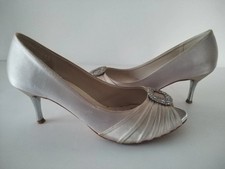 Rainbow Couture Ivory Satin Special Occasion, Wedding, Court  Shoes Size 4.5