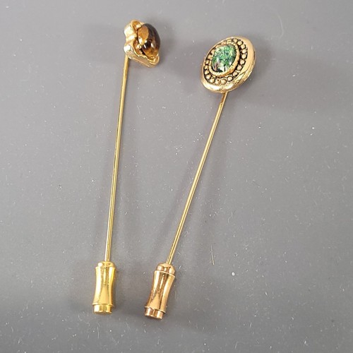 Vintage gold tone - gold, stick