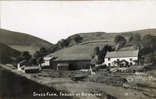 REAL PHOTO POSTCARD OF SYKES FARM, TROUGH OF BOWLAND, LANCASHIRE