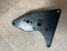 T160     83-5473 RIGHT HAND REAR ENGINE PLATE (NOS) – TRIUMPH T160 TRIDENT