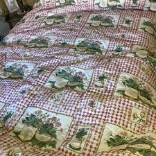 Handmade  Quilted Throw Bedspread  Size Single Bed Quilted Padded