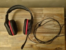 Logitech G332 Black/Red Gaming Headset - V Good Condition - FREE POST