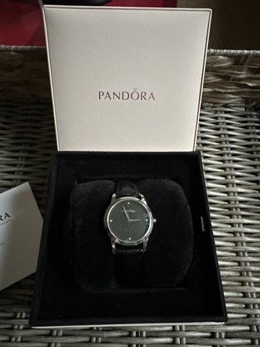 Pandora black leather strap - pandora,