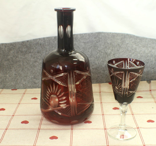 Vintage ruby red - ruby, to