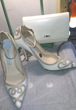 CHARLOTTE MILLS IVORY SCROLL KID LEATHER COURT SHOES AND MATCHING BAG SIZE UK 5