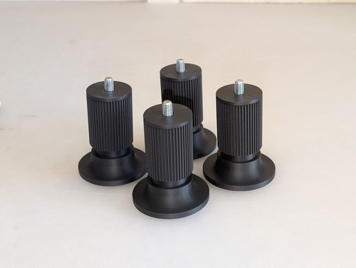 Insulation feet for - x4,