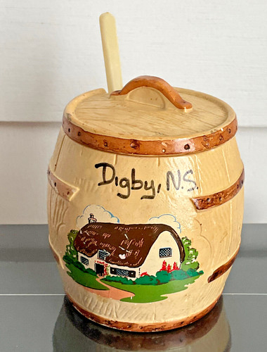 Vtg digby canada souvenir - digby,