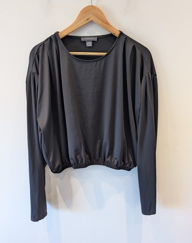 Primark black long sleeve crop - primark,