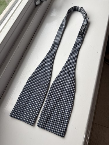 Charvet bow tie 100 silk - bow,
