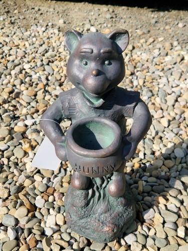 Whinnie the pooh garden - whinnie,