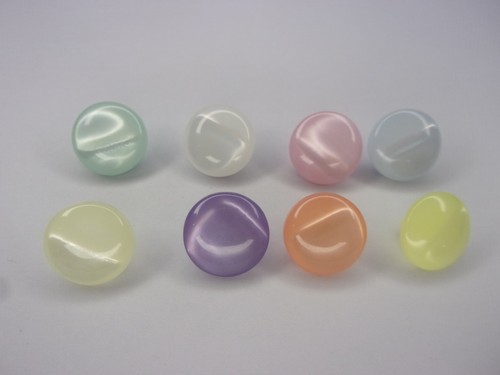 Domed pearlised round baby - domed,