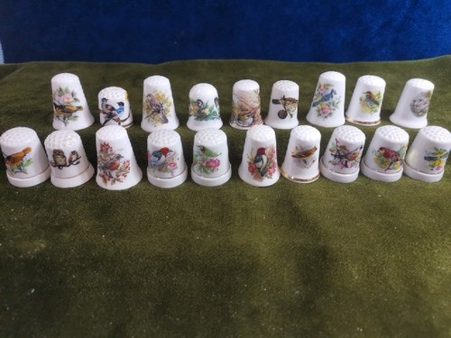 Bird thimble collection 19x - bird,