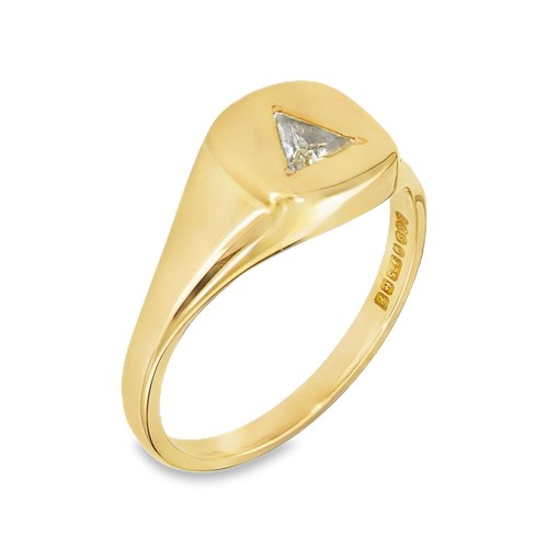 9ct yellow gold diamond signet - gold,