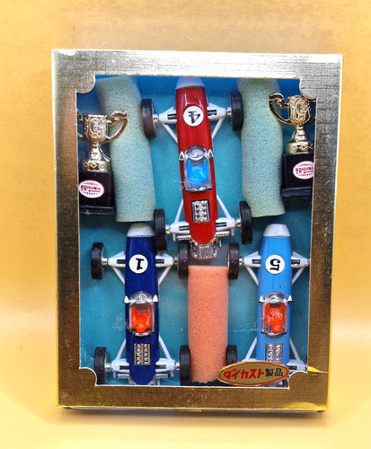 Vintage japan diecast car - diecast,