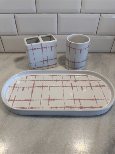 Vintage ceramic pink white - vintage,