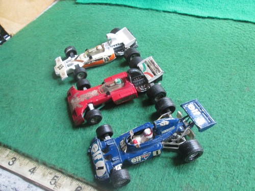 Corgi racing cars 1 - 3, x