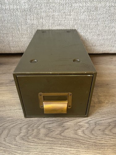 Vintage retro single metal - single,