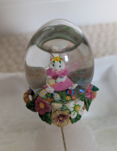 Vintage rabbit snow - vintage, globe