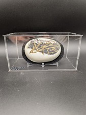 Race worn knee slider - knee, signed