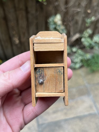 Vintage german dolls house - dolls’,