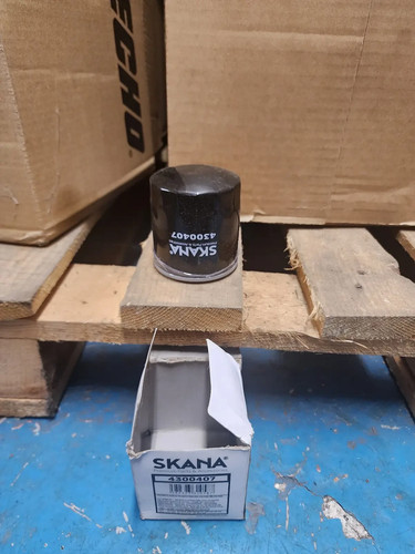 Skana 4300407 oil filter for