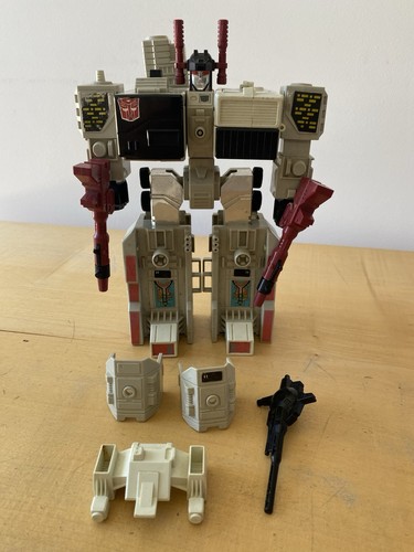 Transformers autobot city - autobot,