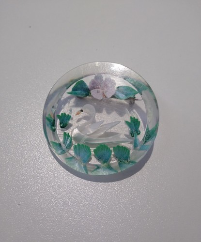 Retro swan brooch - brooch, resin