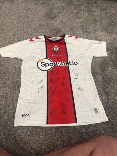 Southampton signed shirt - signed,