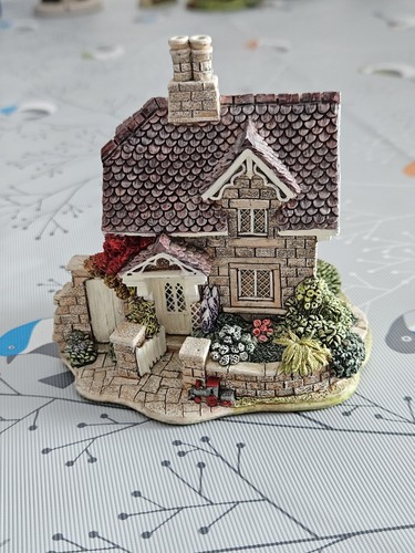 Lilliput lane railway cottage - lilliput,