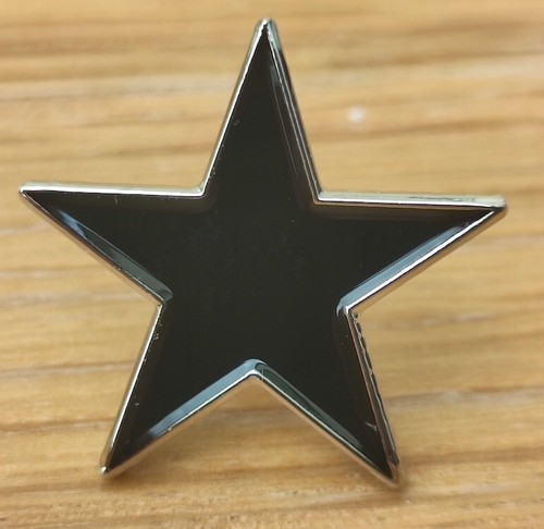 Black star pin badge - black, button